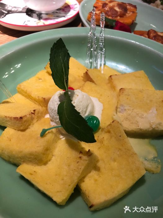 新白鹿餐厅(百联中环店)冰淇淋烤布蕾图片