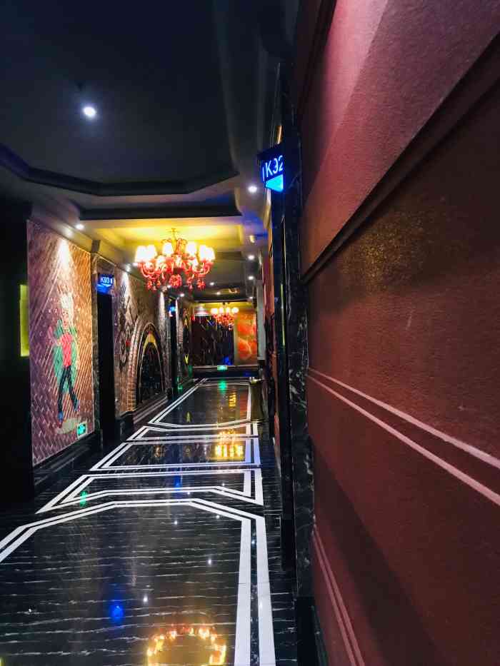 欢乐迪氧吧ktv(中山店)-"妈妈的生日,我昨天团购的去用餐整体感觉都.