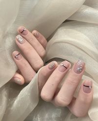 -美画·轻奢美甲美睫