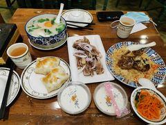 -清真·玛丽亚新疆菜主题餐厅(浙江中路店)