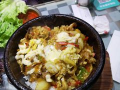 -韩红石板肉(范西路店)