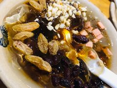 -白乐天毛肚火锅馆(解放碑店)