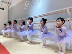 -炫艺舞蹈培训中心(枫尚奥特莱斯店)