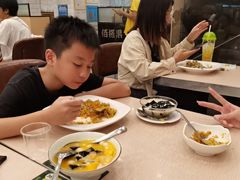 -佰搭果·广式茶餐厅(西华路店)