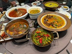 -香山湖家家宴(中山陵店)