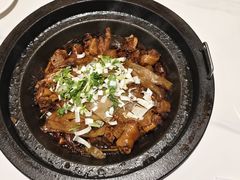 -咱屯子铁锅炖直营店(保利店)