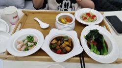 -沪月爱萌月子中心