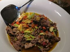 -费大厨辣椒炒肉(万家丽一店)