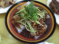 苏莱特色啃牛骨头-苏莱特色牛骨滩羊手抓馆(长城东街总店)