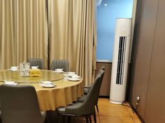 -202特色排档(洪文店)
