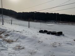 -十三陵雪世界滑雪场