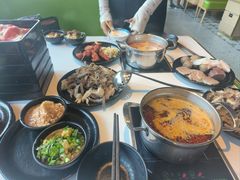 -爱伲牛肉火锅自助(景洪店)
