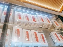 -嘎琉鲜切牛肉自助火锅