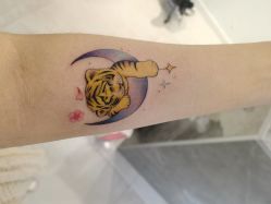 -明星刺青·洗纹身