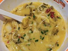 -小六鱼你.下饭酸菜鱼(益田假日广场店)