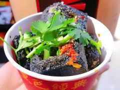 -黑色经典臭豆腐·湖南特产(步行街店)