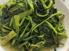 -丹水桥地锅鱼·翘嘴鲌·地方特色全鱼宴(丹江口大坝店)