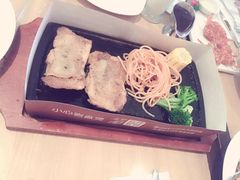-必胜客(鼓楼店)