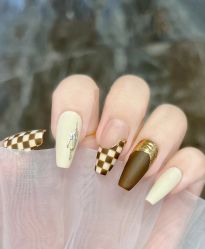 -兔猫ToMoreNails美甲美睫