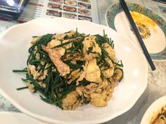 -汗腾格里·风味餐厅(新疆驻京办店)