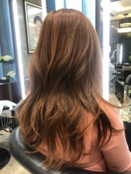 -AKOZO Beauty Salon