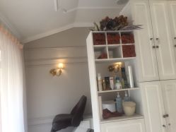 -e hair salon