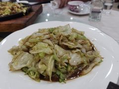 -大鸭梨烤鸭店(金顶街店)