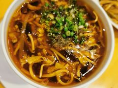 酸辣汤-鼎泰丰(嘉年华•海信广场VILLAGE店)