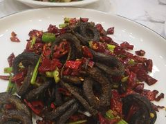 -江城燕子大排档(江汉路步行街店)