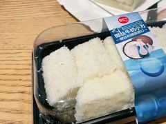 椰丝牛奶小方-85度C(深圳佳宁娜店)