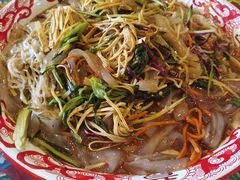 -闯关东东北农家菜(崂山石老人店)