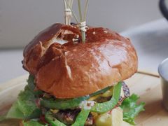 黑松汉堡-SMAKA(复兴soho店)