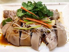 白切沙姜猪手-万山楼海鲜酒家·二十三年老字号