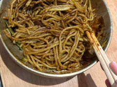 -服务大楼冷面(延大店)