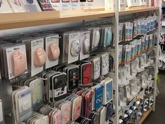 -名创优品(江南新地店)