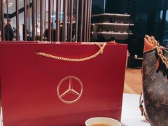 -奔驰上海利星(七宝店)