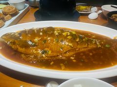 -莲餐厅·湖北菜·潜江小龙虾店(愚园路店)