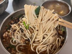 -正宗杨记普洱酸醋米线(总店)