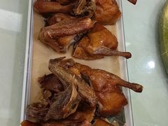 招牌爆汁红烧乳鸽-肥仔顺德菜(龙悦居店)
