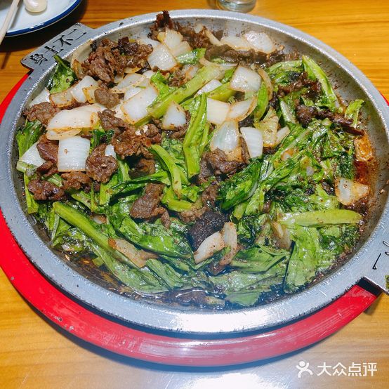 老洪石锅烤肉麻辣烫