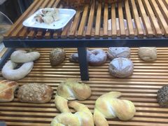 -焙丽拾光(麦凯乐直营店)