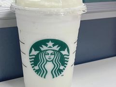 -星巴克臻选(北京银泰店)