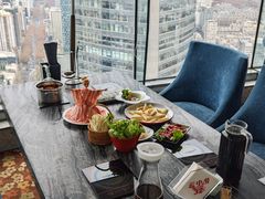 -云中捞高空旋转餐厅(商茂世纪广场店)