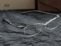 -目艮眼镜SHOWROOM(品牌集合店)