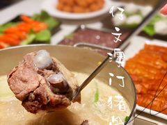 -肥仔文澳门猪骨煲(南京西路店)