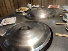 -屯老二农家铁锅炖·行业领军者(梅江店)