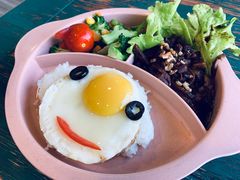 -布鲁豪斯亲子欢乐家庭餐厅