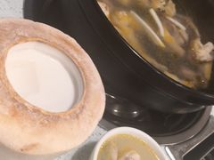 -烹然四季椰子鸡火锅(团结湖总店)