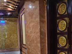 -皇宫大酒店