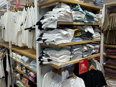 -优衣库(深圳万象天地旗舰店)